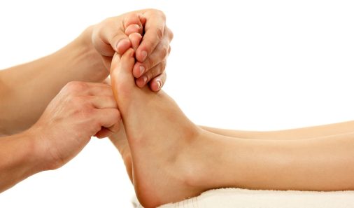 Masaje ayurveda de pies Pad abhyanga {{brizy_dc_image_alt imageSrc=